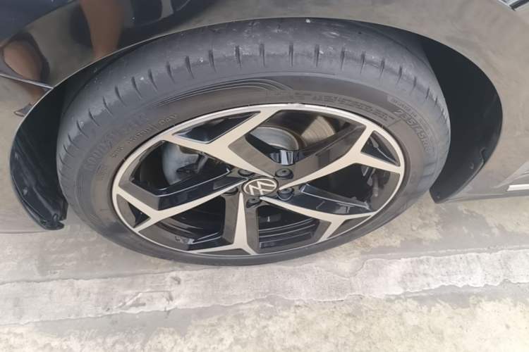 Used Volkswagen Passat 2023 Restyled 330TSI Starry Luxury Edition Left Front Wheel Hub