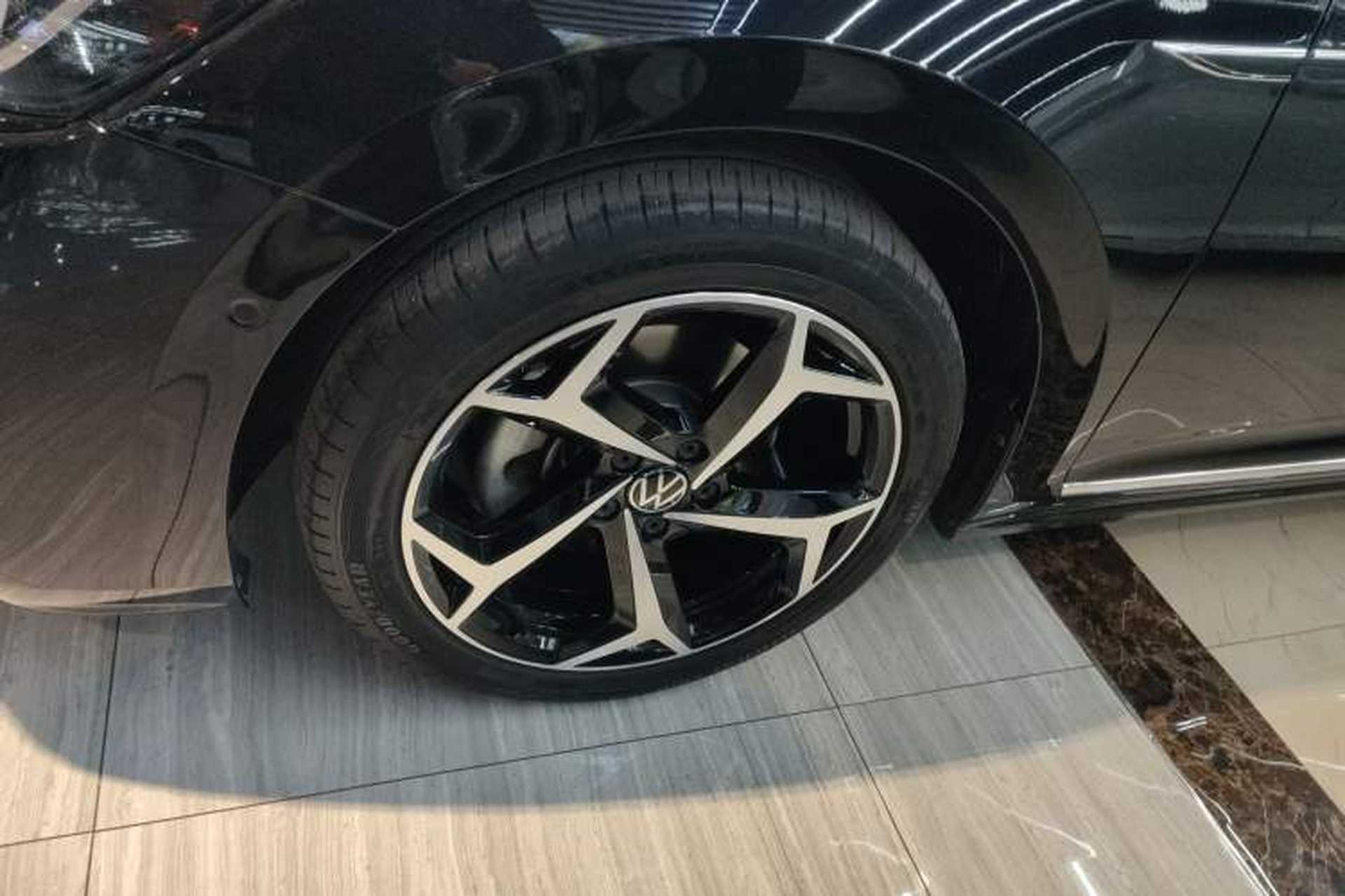 Used Volkswagen Passat 2023 Restyled 330TSI Starry Luxury Edition Left Front Wheel Hub