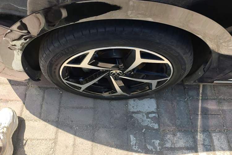 Used Volkswagen Passat 2023 Restyled 330TSI Starry Luxury Edition Left Front Wheel Hub