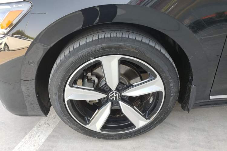 Used Volkswagen Passat 2023 Restyled 330TSI Starry Luxury Edition Left Front Wheel Hub