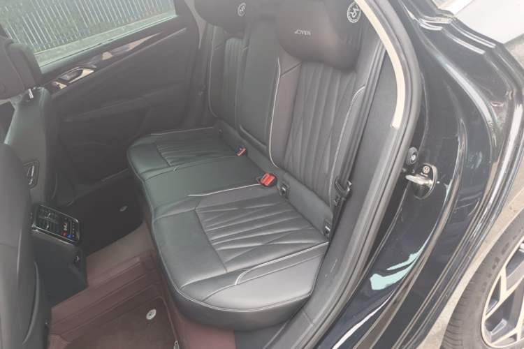 Used Volkswagen Passat 2023 Facelift 330TSI Prestige Edition Left Rear Seat