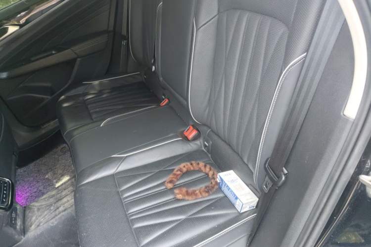 Used Volkswagen Passat 2023 Facelift 330TSI Prestige Edition Left Rear Seat