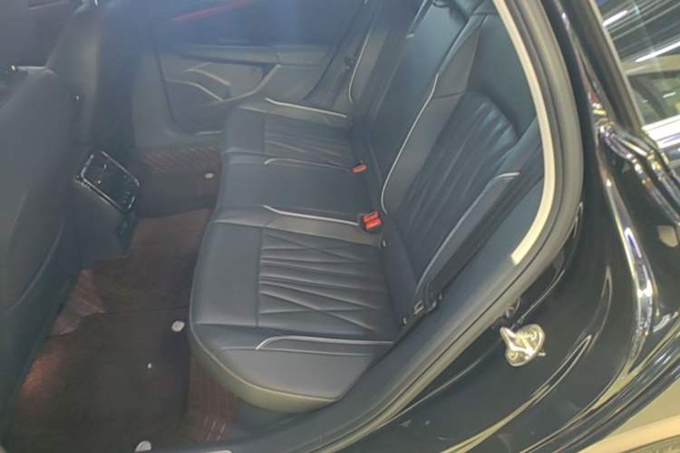 Used Volkswagen Passat 2023 Facelift 330TSI Prestige Edition Left Rear Seat