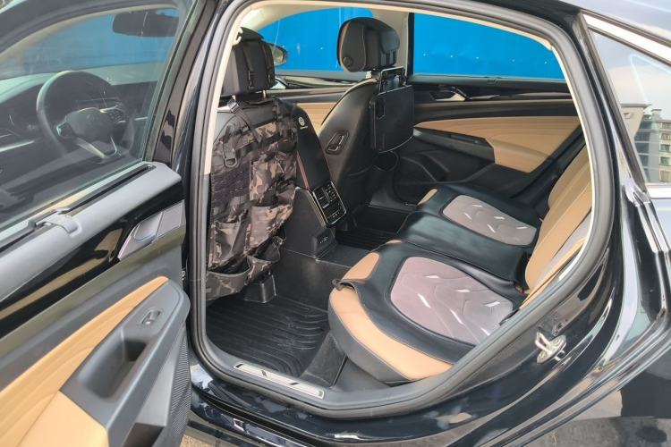 Used Volkswagen Passat 2023 330TSI Starry Luxury Edition Left Rear Seat