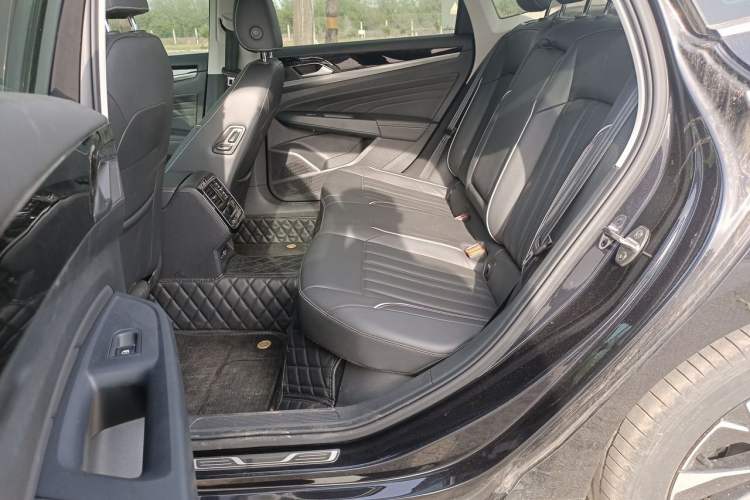 Used Volkswagen Passat 2023 330TSI Elite Edition Left Rear Seat