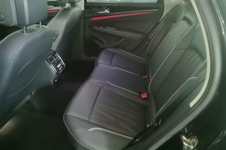 Used Volkswagen Passat 2023 330TSI Starry Luxury Edition Left Rear Seat