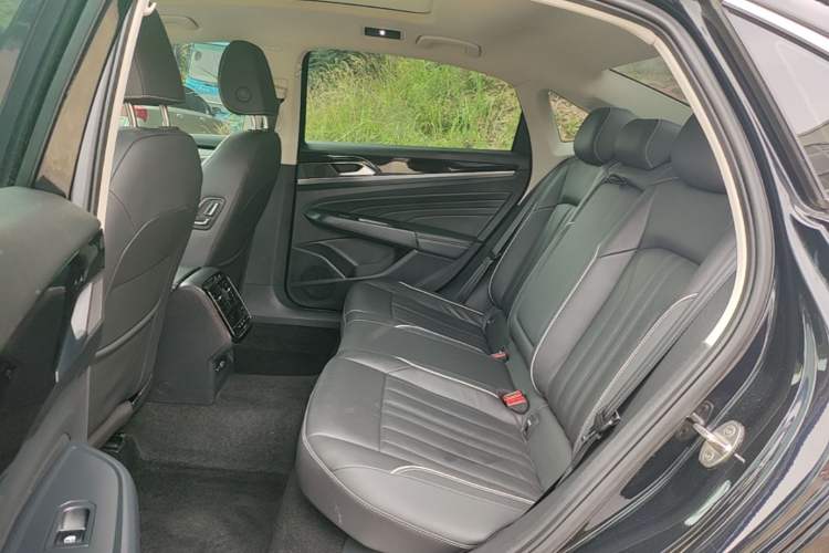 Used Volkswagen Passat 2023 Revised 330TSI Starry Elite Edition Left Rear Seat