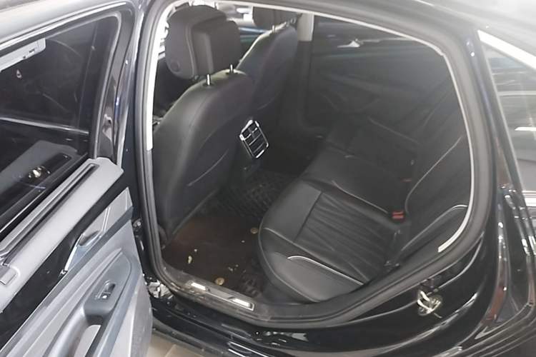 Used Volkswagen Passat 2023 Facelift 330TSI Luxury Edition Left Rear Seat