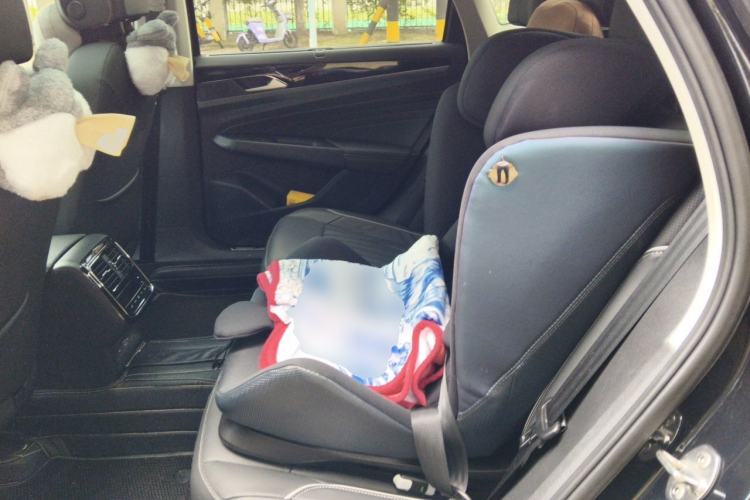 Used Volkswagen Passat 2023 330TSI Starry Luxury Edition Left Rear Seat