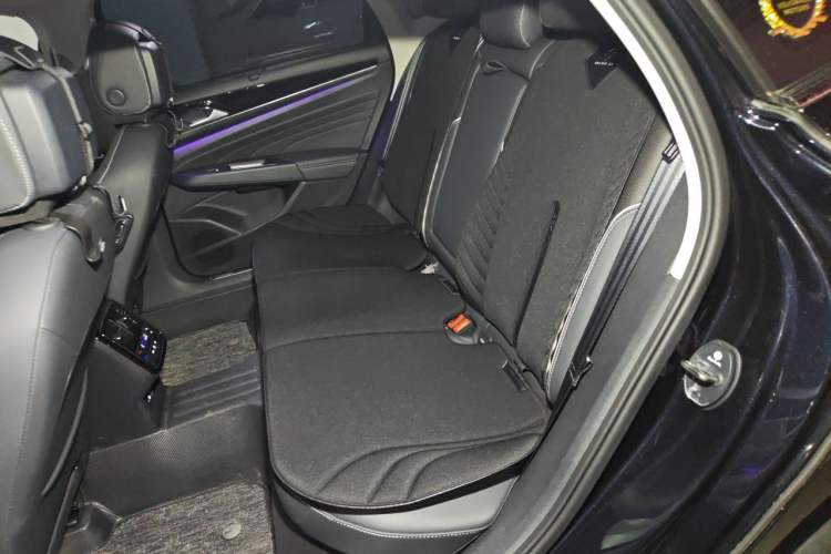 Used Volkswagen Passat 2023 Facelift 330TSI Luxury Edition Left Rear Seat
