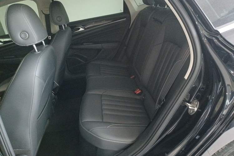 Used Volkswagen Passat 2023 280TSI Business Edition Left Rear Seat