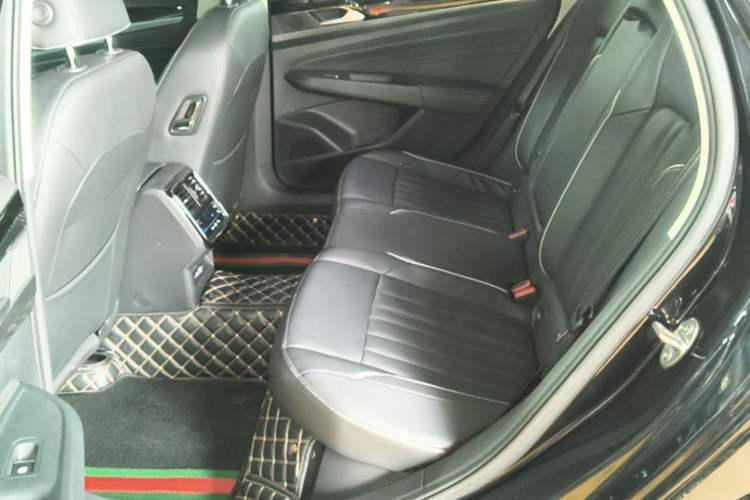 Used Volkswagen Passat 2023 Revised 330TSI Starry Elite Edition Left Rear Seat