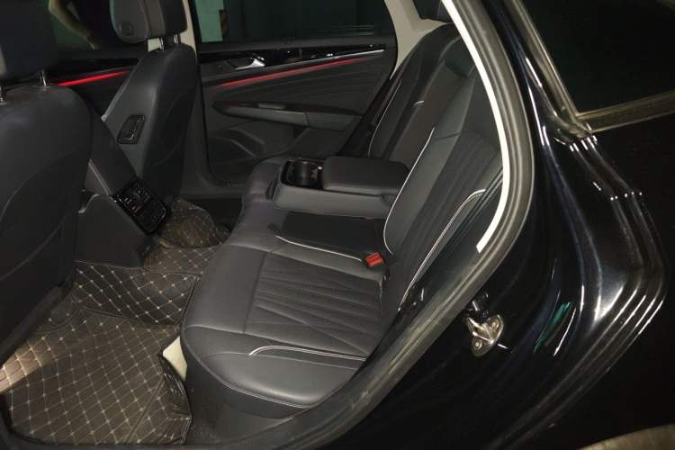 Used Volkswagen Passat 2023 330TSI Luxury Edition Left Rear Seat
