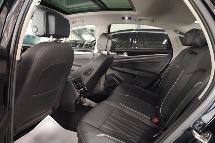 Used Volkswagen Passat 2023 330TSI Starry Luxury Edition Left Rear Seat