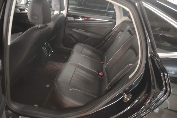 Used Volkswagen Passat 2023 330TSI Elite Edition Left Rear Seat