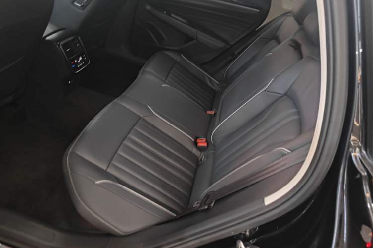 Used Volkswagen Passat 2023 Revised 330TSI Elite Edition Left Rear Seat