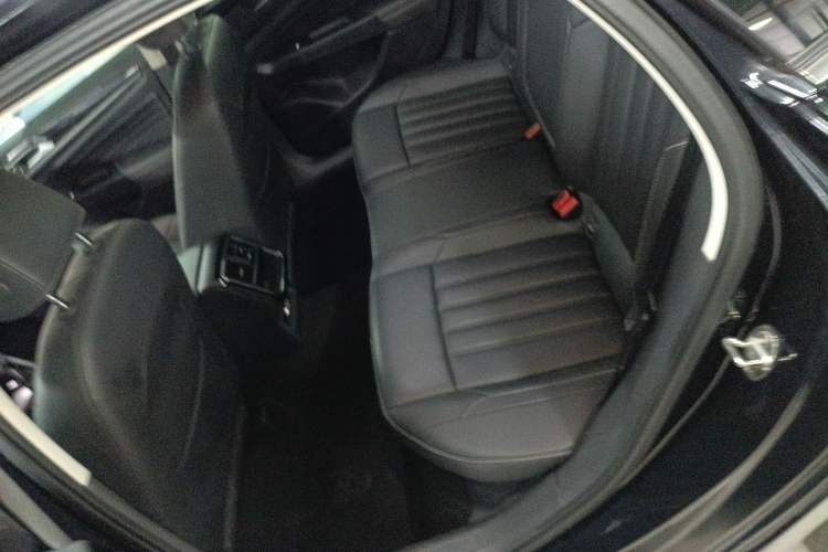 Used Volkswagen Passat 2023 Revised Version 280TSI Business Edition Left Rear Seat