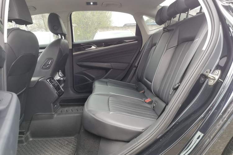 Used Volkswagen Passat 2023 Revised 330TSI Elite Edition Left Rear Seat