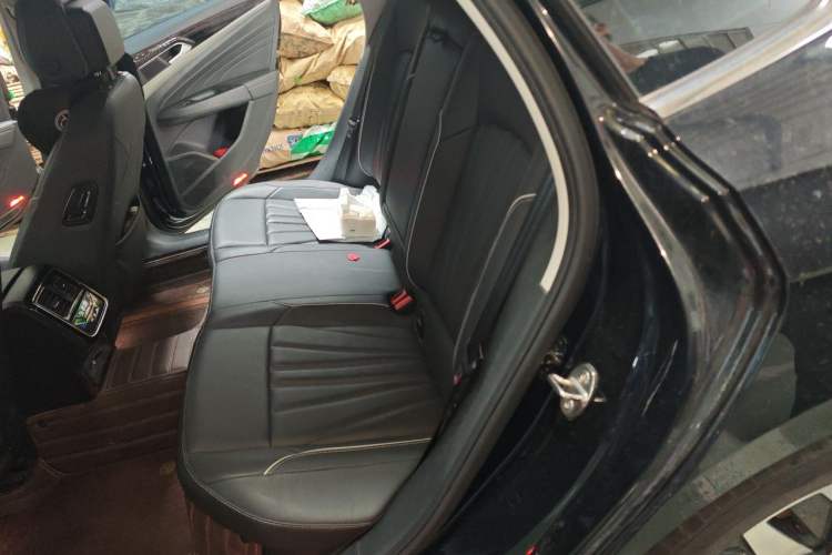 Used Volkswagen Passat 2023 Revised 380TSI Luxury Edition Left Rear Seat