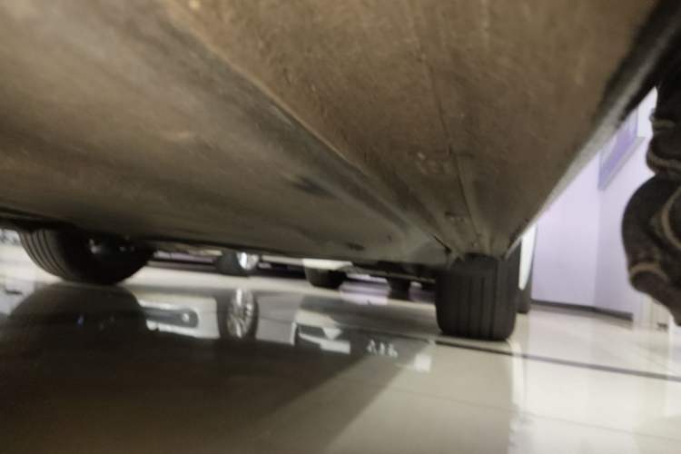 Used Volkswagen Passat 2023 Revised 330TSI Elite Edition Left Side Sill