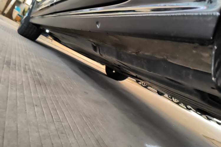 Used Volkswagen Passat 2023 330TSI Starry Luxury Edition Left Side Sill