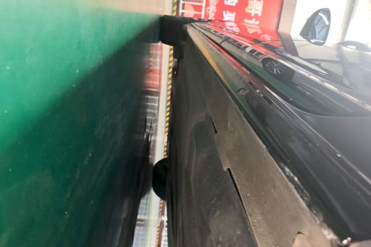Used Volkswagen Passat 2023 Facelift 330TSI Luxury Edition Left Side Sill
