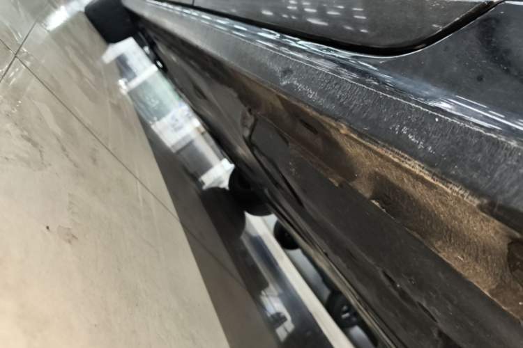 Used Volkswagen Passat 2023 Facelift 330TSI Luxury Edition Left Side Sill