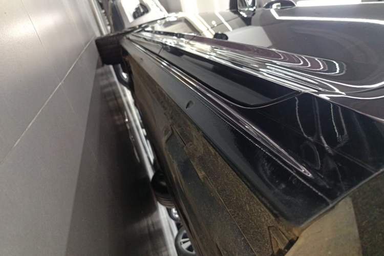 Used Volkswagen Passat 2023 Facelift 330TSI Luxury Edition Left Side Sill