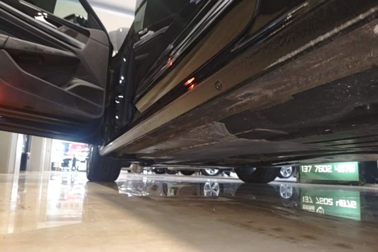 Used Volkswagen Passat 2023 Revised 330TSI Starry Elite Edition Left Side Sill