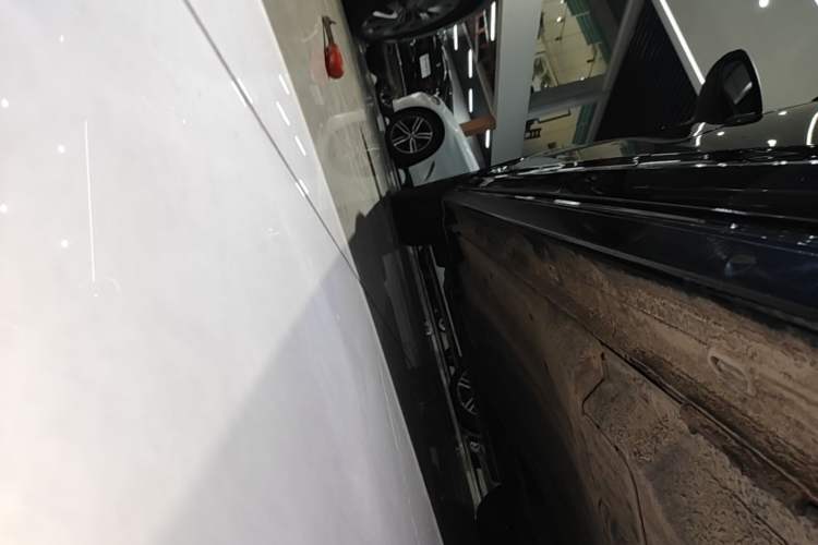Used Volkswagen Passat 2023 Revised 330TSI Elite Edition Left Side Sill