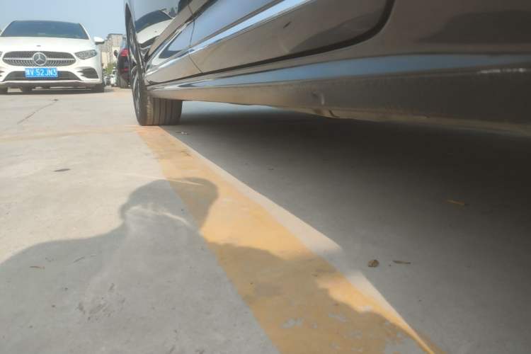 Used Volkswagen Passat 2023 Revised 330TSI Elite Edition Left Side Sill