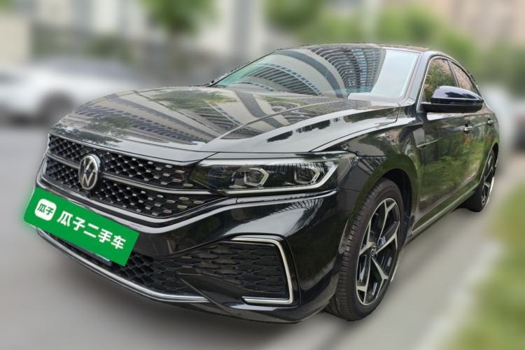 Used Volkswagen Passat 2023 Restyled 330TSI Starry Luxury Edition Guazi used car, China used car export, Used car for sale, Used Volkswagen cars, Cheapest cars for sale