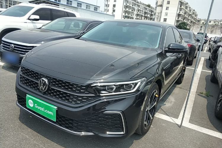 Used Volkswagen Passat 2023 Restyled 330TSI Starry Luxury Edition Guazi used car, China used car export, Used car for sale, Used cars, Cheapest cars for sale