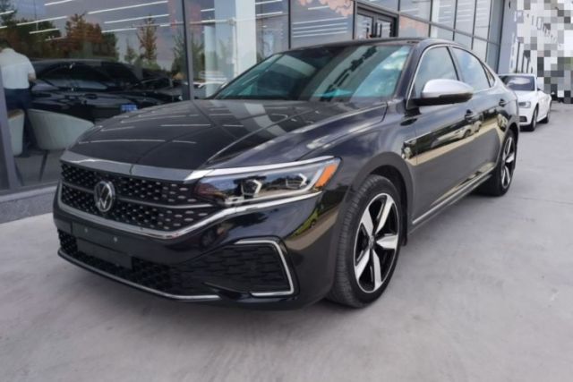 Used Volkswagen Passat 2023 Restyled 330TSI Starry Luxury Edition