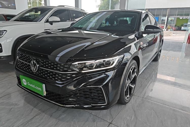 Used Volkswagen Passat 2023 Restyled 330TSI Starry Luxury Edition Guazi used car, China used car export, Used car for sale, Used  cars, Cheapest cars for sale