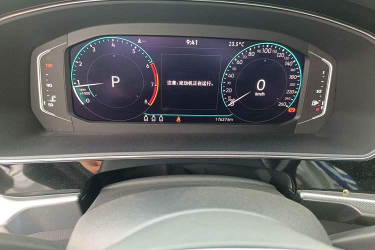 Used Volkswagen Passat 2023 Facelift 330TSI Luxury Edition Odometer Close Up
