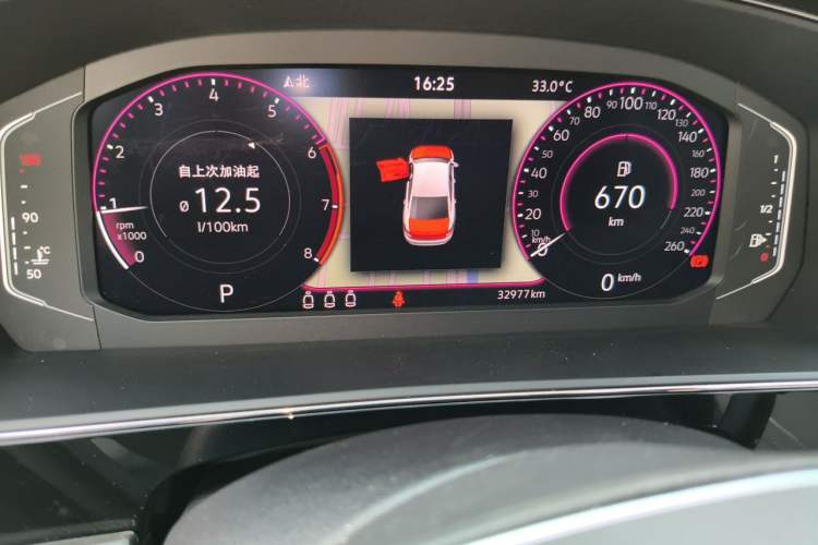 Used Volkswagen Passat 2023 330TSI Starry Luxury Edition Odometer Close Up
