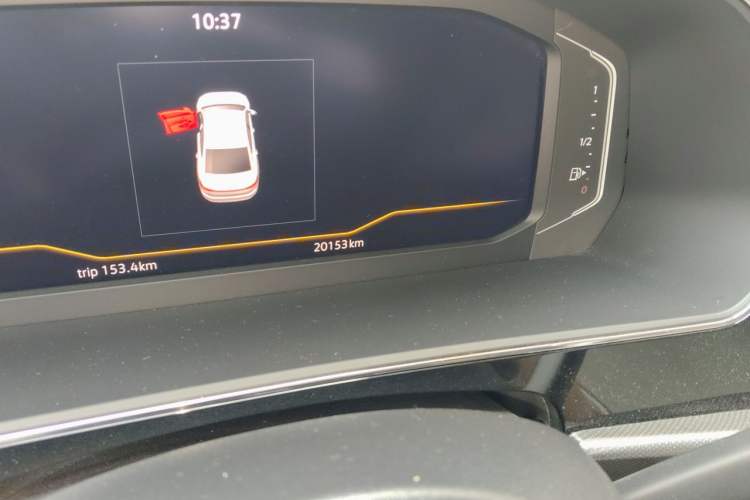 Used Volkswagen Passat 2023 Revised 330TSI Starry Elite Edition Odometer Close Up