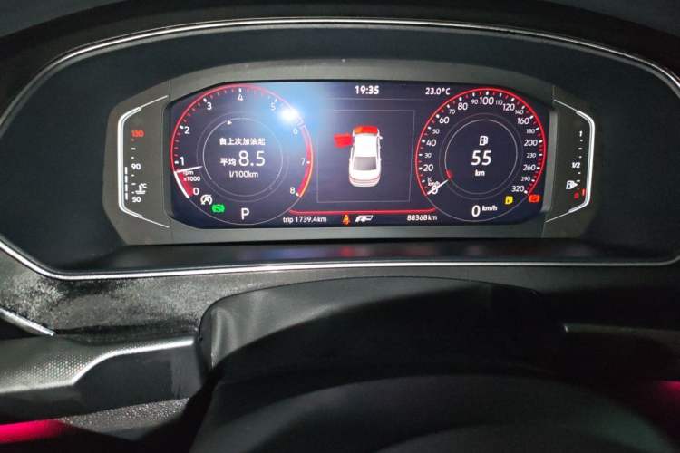 Used Volkswagen Passat 2023 330TSI Elite Edition Odometer Close Up