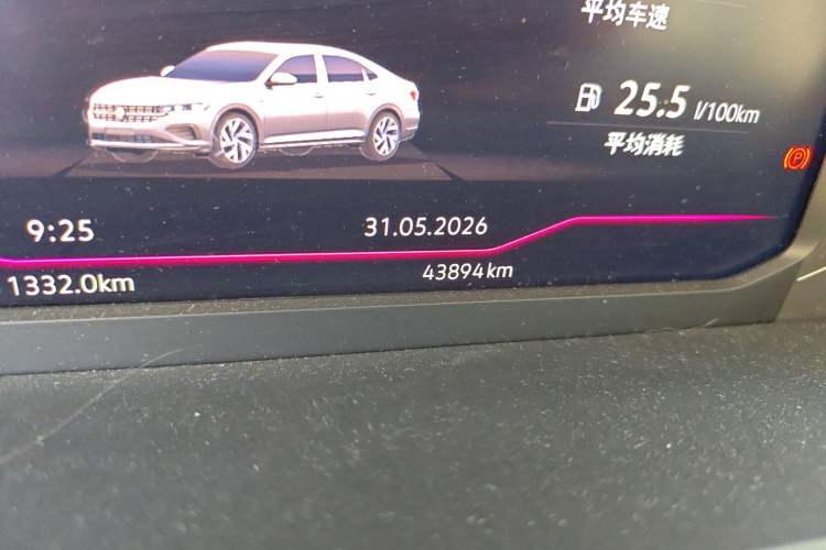Used Volkswagen Passat 2023 Facelift 330TSI Luxury Edition Odometer Close Up