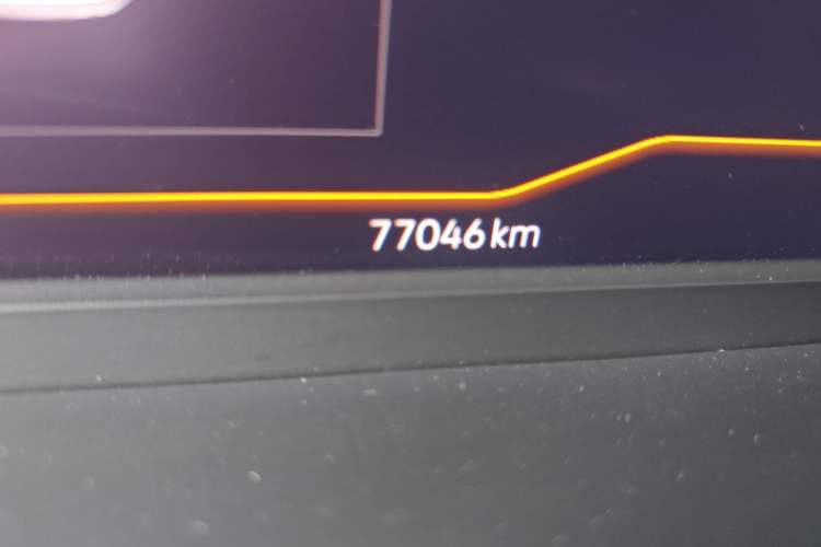 Used Volkswagen Passat 2023 330TSI Prestige Edition Odometer Close Up