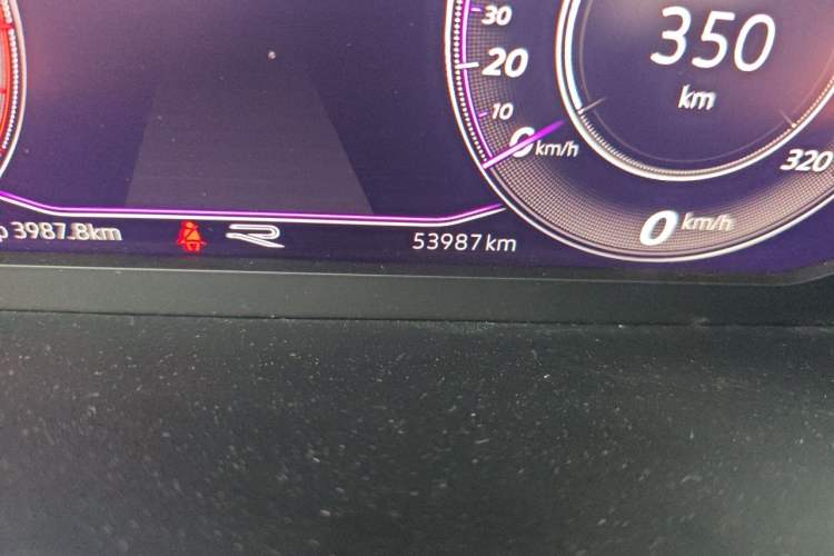 Used Volkswagen Passat 2023 Revised Version 380TSI Flagship Edition Odometer Close Up