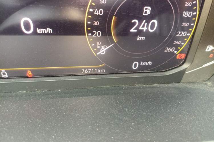 Used Volkswagen Passat 2023 330TSI Starry Elite Edition Odometer Close Up