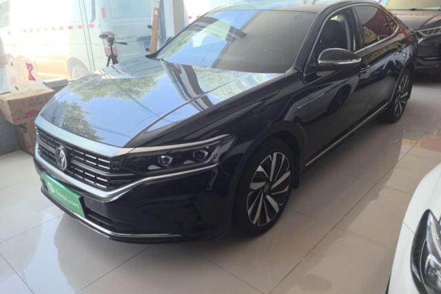 Used Volkswagen Passat 2023 Revised 380TSI Luxury Edition