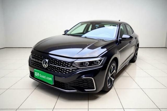 Used Volkswagen Passat 2023 330TSI Starry Luxury Edition