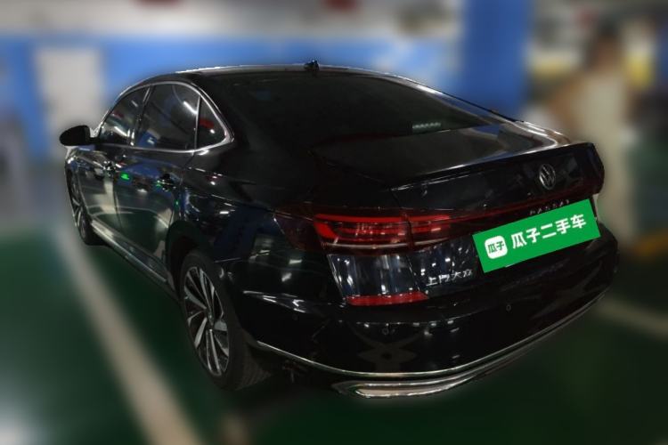 Used Volkswagen Passat 2023 330TSI Luxury Edition Rear Left 45 Deg