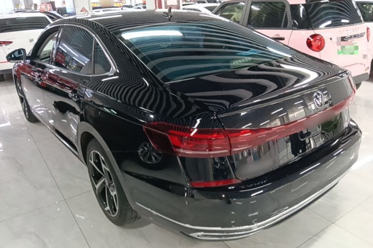 Used Volkswagen Passat 2023 Revised 330TSI Starry Elite Edition Rear Left 45 Deg
