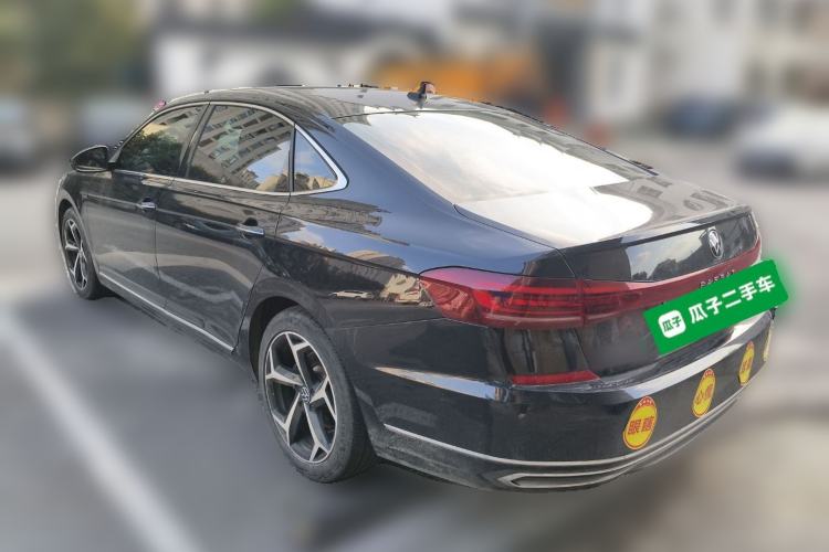 Used Volkswagen Passat 2023 Restyled 330TSI Starry Luxury Edition Rear Left 45 Deg