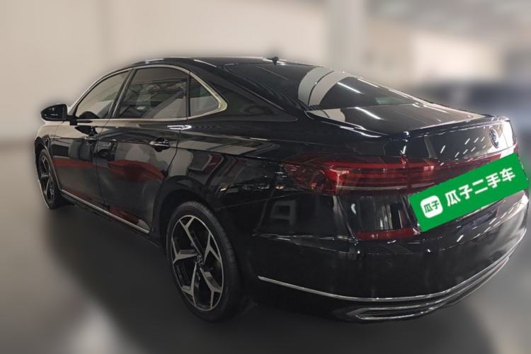 Used Volkswagen Passat 2023 Restyled 330TSI Starry Luxury Edition Rear Left 45 Deg