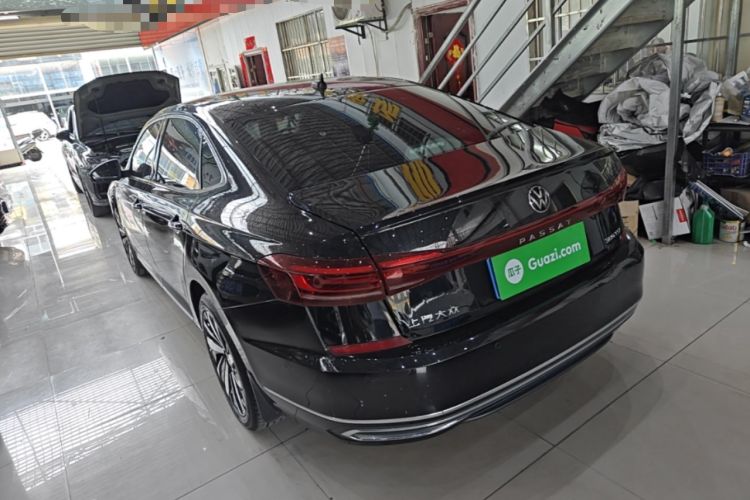 Used Volkswagen Passat 2023 380TSI Flagship Edition Rear Left 45 Deg